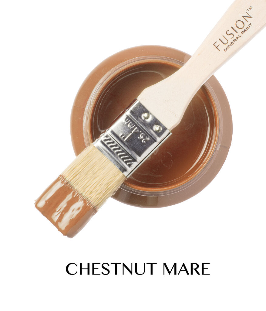 CHESTNUT MARE PINT