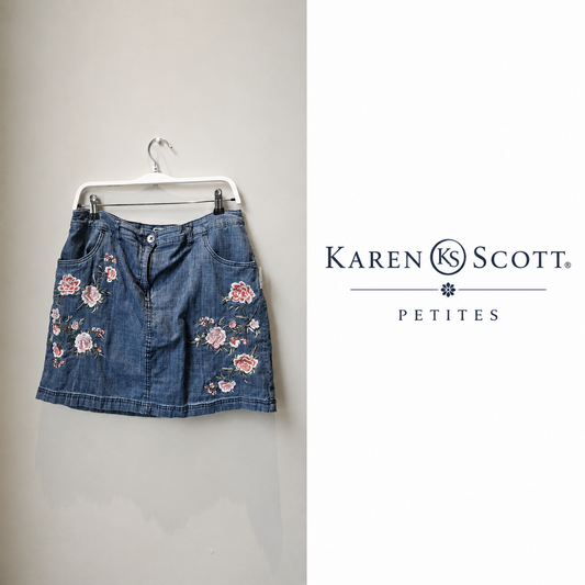 KAREN SCOTT PETITES embroidered denim skirt - Size 14P.