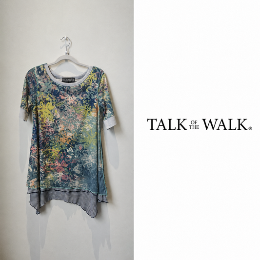 TALK THE WALK (Made in Italy) Mesh Tunic Top in Size Medium.