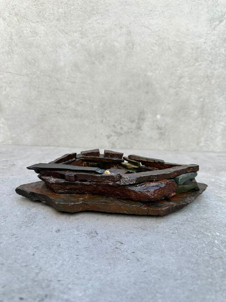Stone Valet
