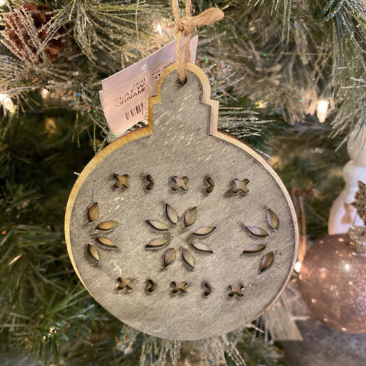 FLAT WOOD BALL ORNAMENT - SILVER