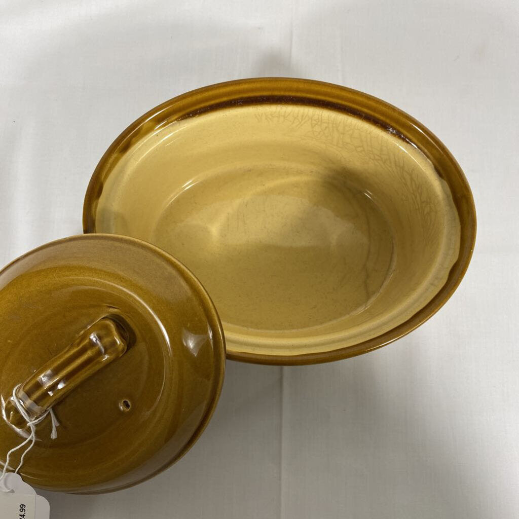 GRANVILLE OVAL BEAN CROCK