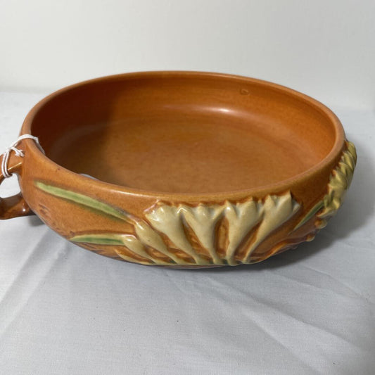 ROSEVILLE FREESIA HANDLED BOWL
