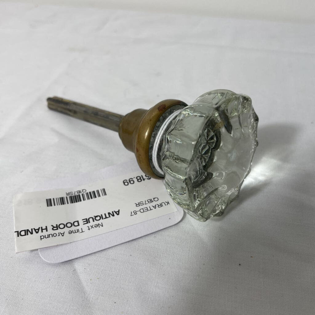 ANTIQUE DOOR HANDLE