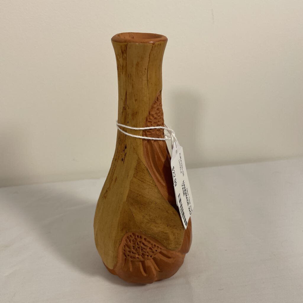 HANDMADE WOOD & CLAY VASE