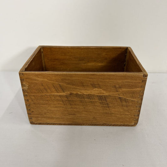 ANTIQUE CRAYON BOX SANIGENE