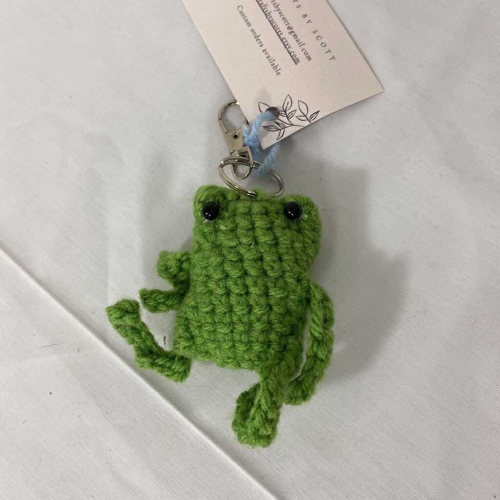 Leggy frog keychain