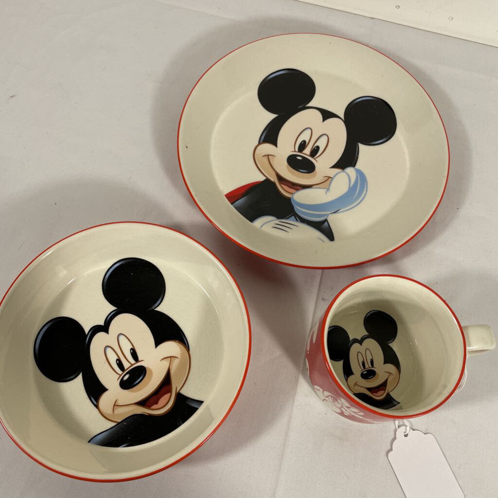 ROYAL DOULTON MICKEY MOUSE 3PC SET