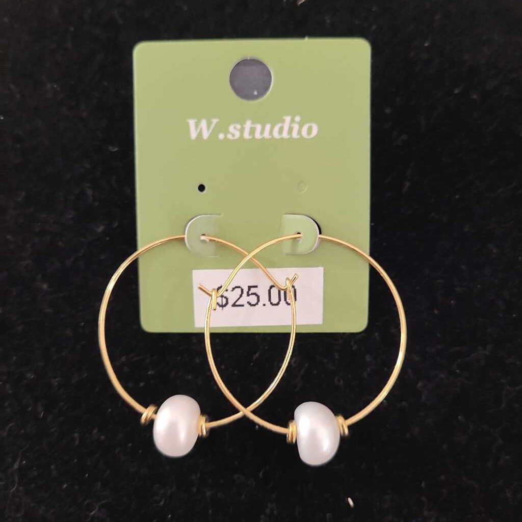 Freshwater pearl earrings 25