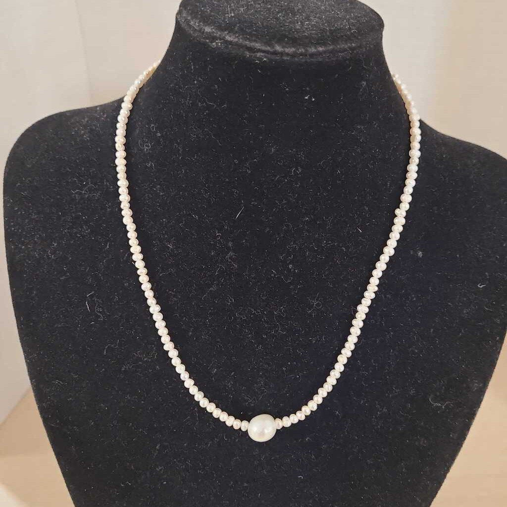 Freshwater Pearl Necklace-Small