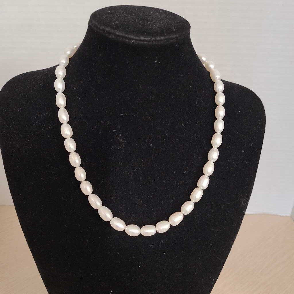 Freshwater Pearl Necklace-Large