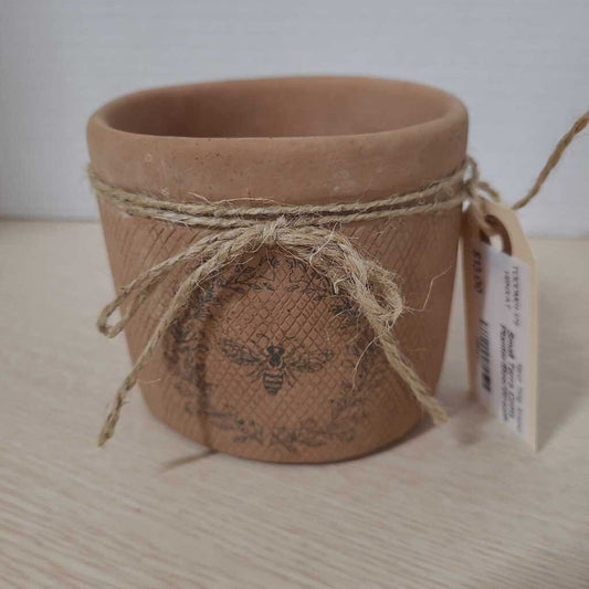Small Terra Cotta Planter/Bee/Wreath Crest