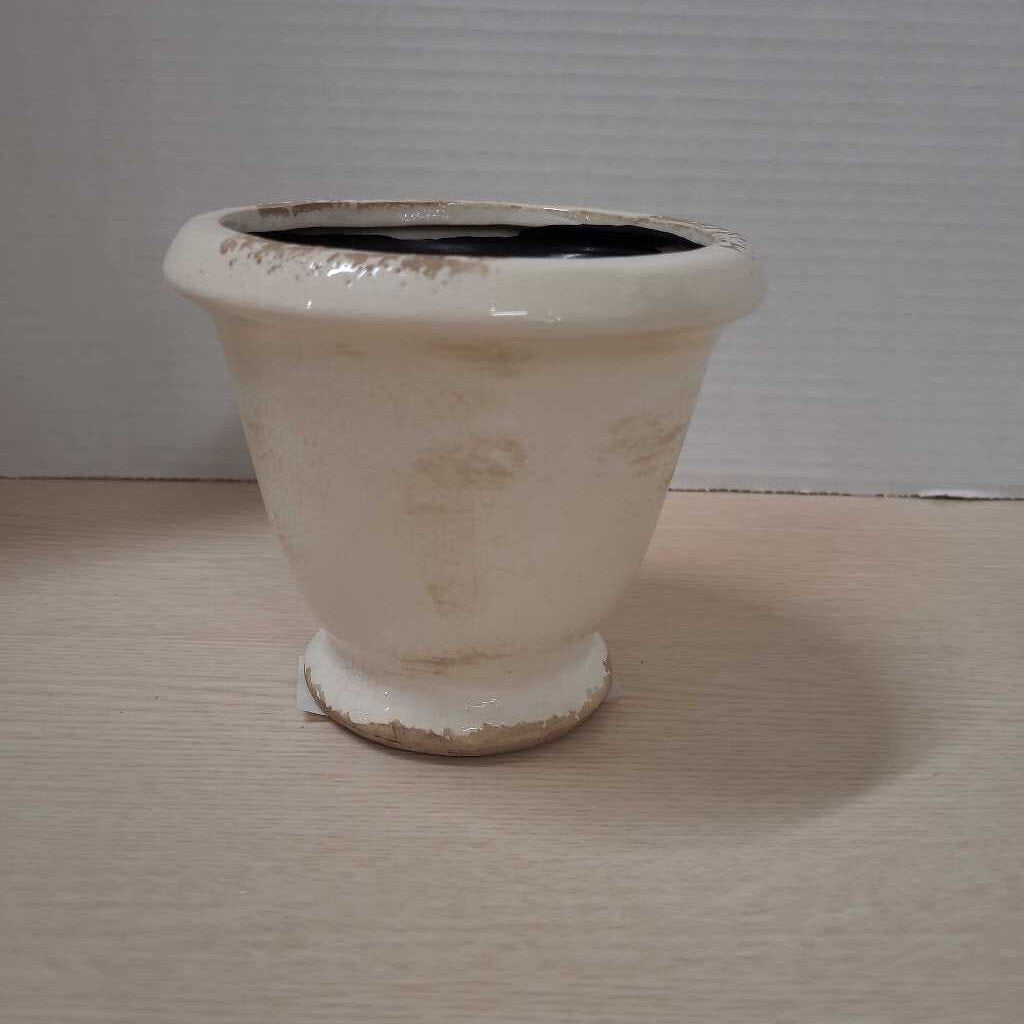 Rustic Cream Flower Pot