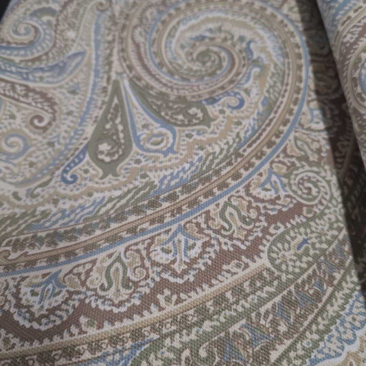 72" ROUND PAISLEY TABLECLOTH