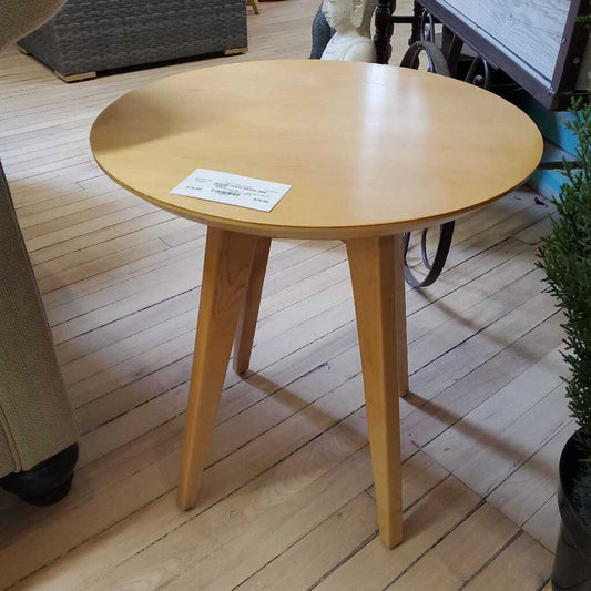 ROUND SOLID WOOD SIDE TABLE