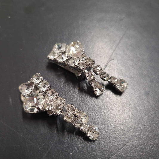 VINTAGE CRYSTAL CLIPON EARRINGS