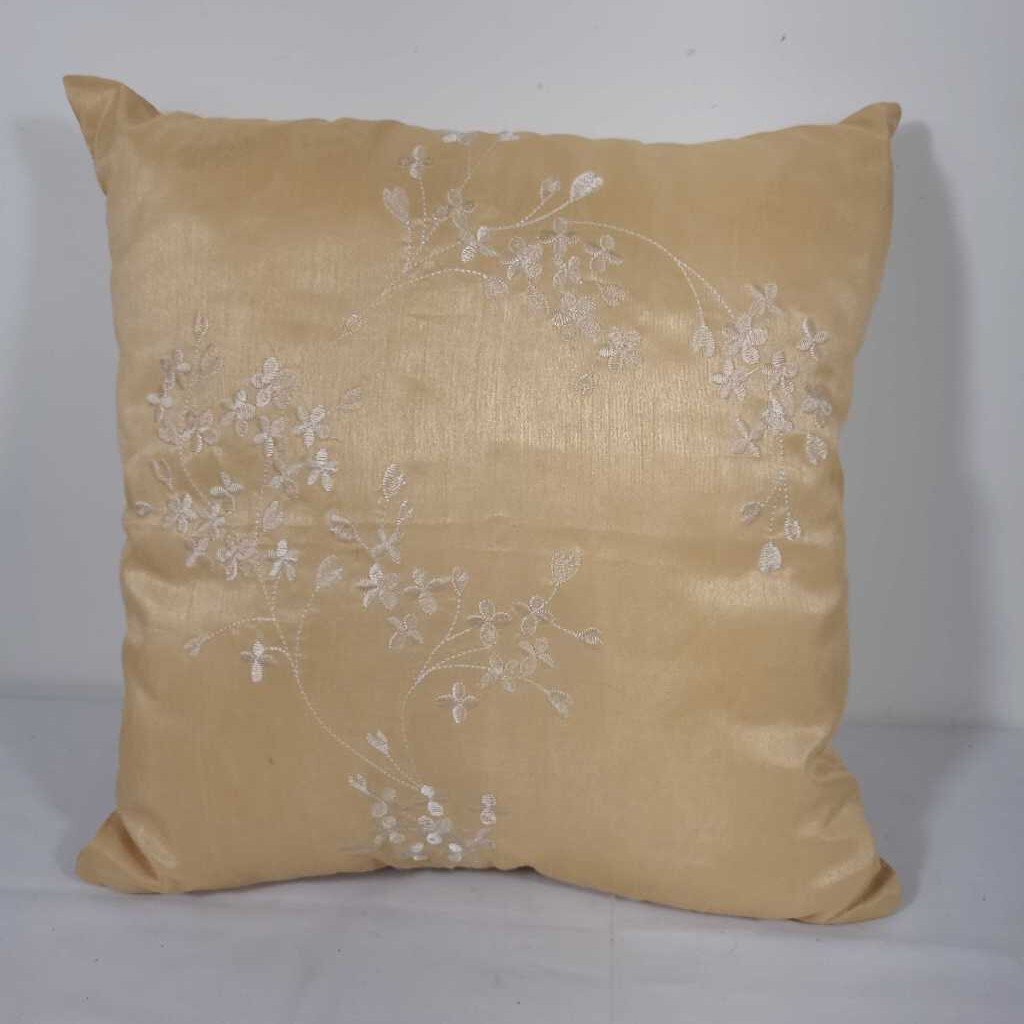 YELLOW EMBROIDERED FLOWER PILLOW