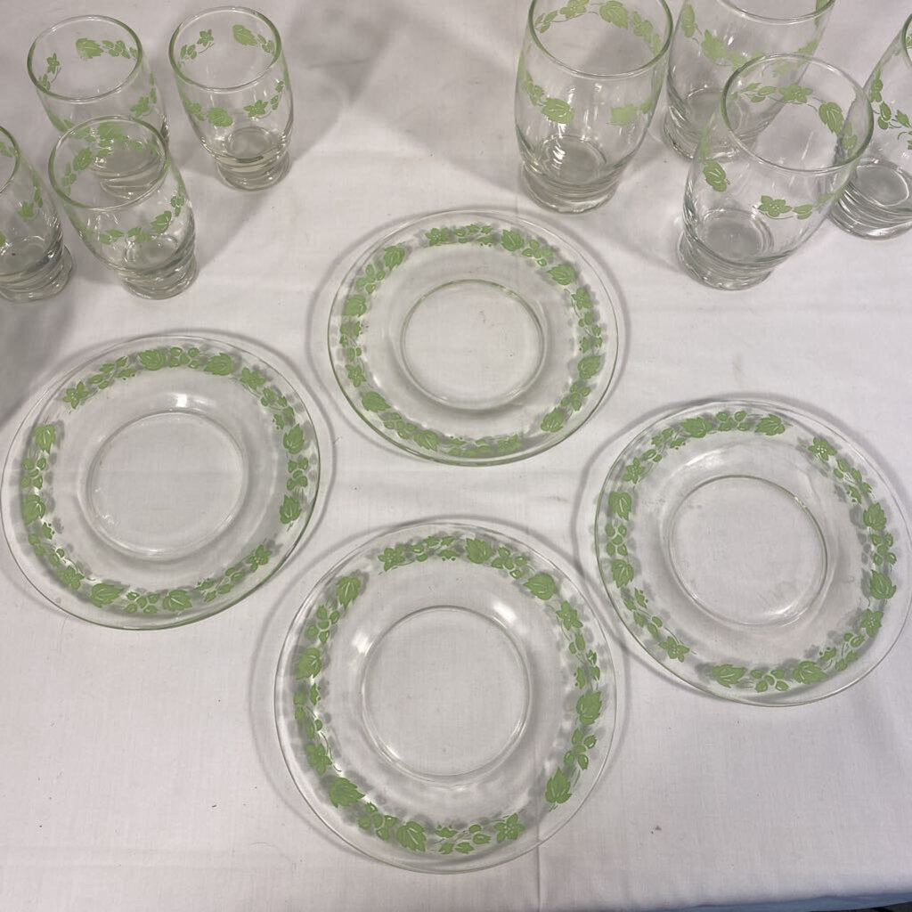 16 PC SET VTG GOOSEBERRY DISHES
