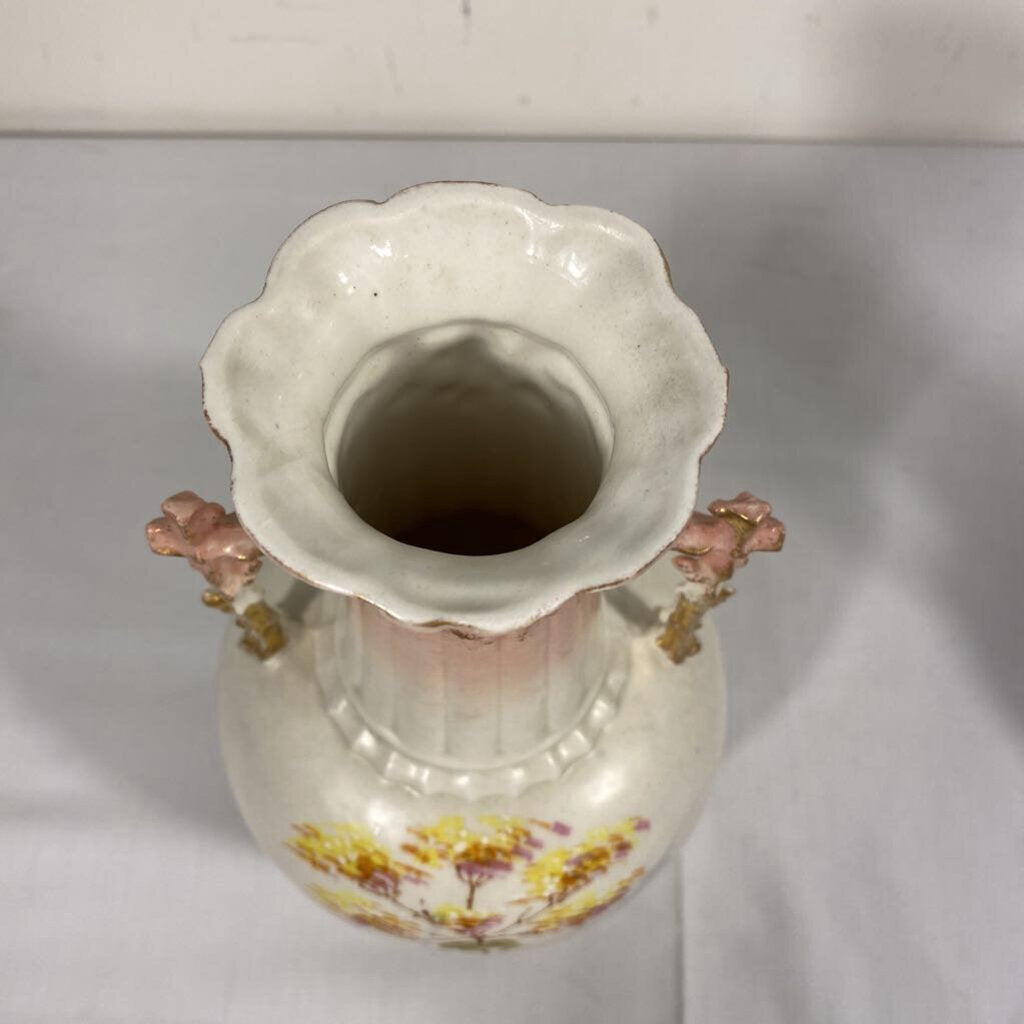 ANTIQUE AUSTRIAN PORCELAIN VASE