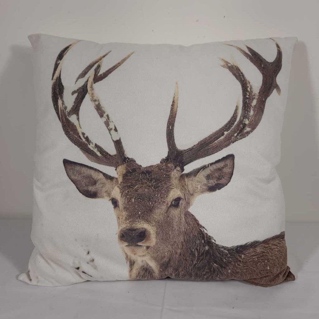 BUCK PILLOW