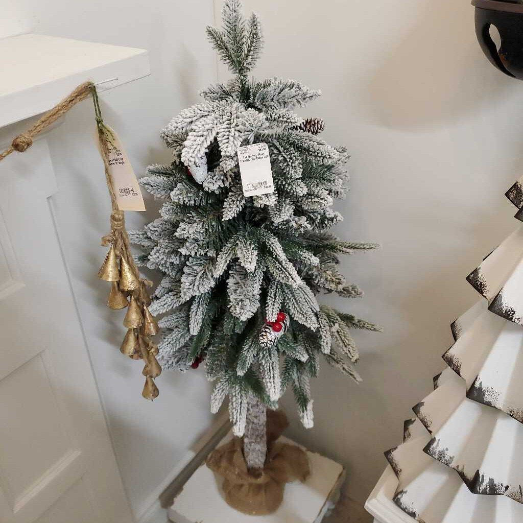 Tall Snowy Pine Tree/Burlap Base