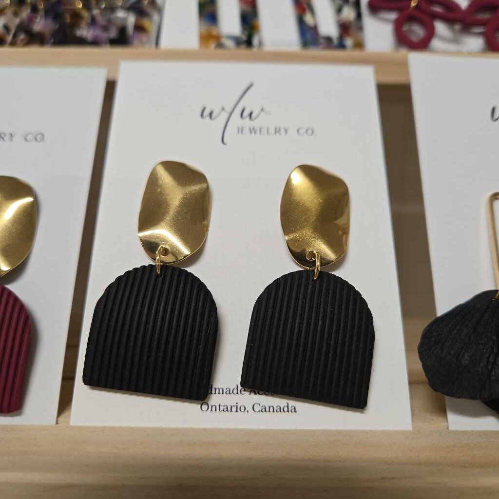 MARIE RIBBED DANGLE - BLK