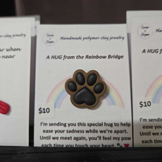 PAW PRINT PIN - BROWN/BLACK