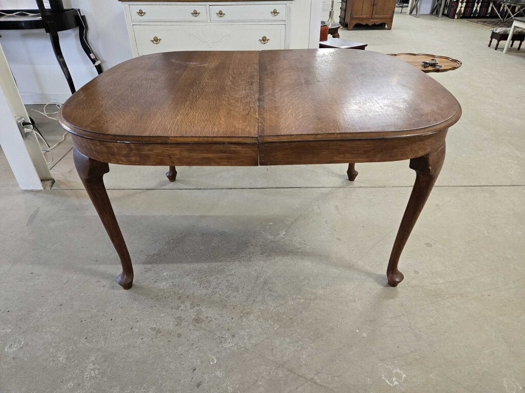 ANTIQUE WOODEN DINING TABLE