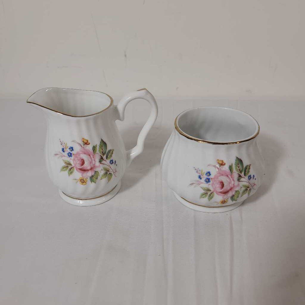 FLORAL CREAM & SUGAR