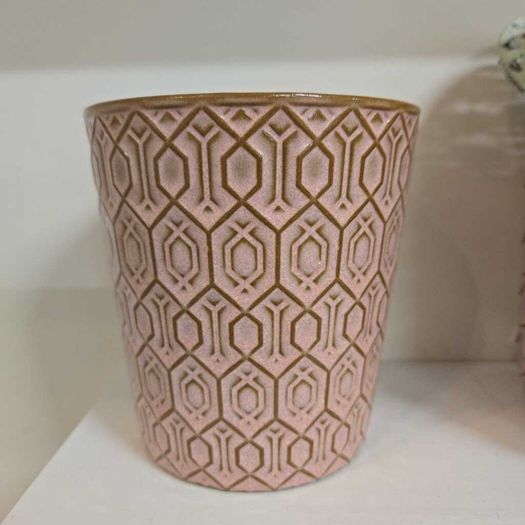 Petite Pink Pot - Diamond