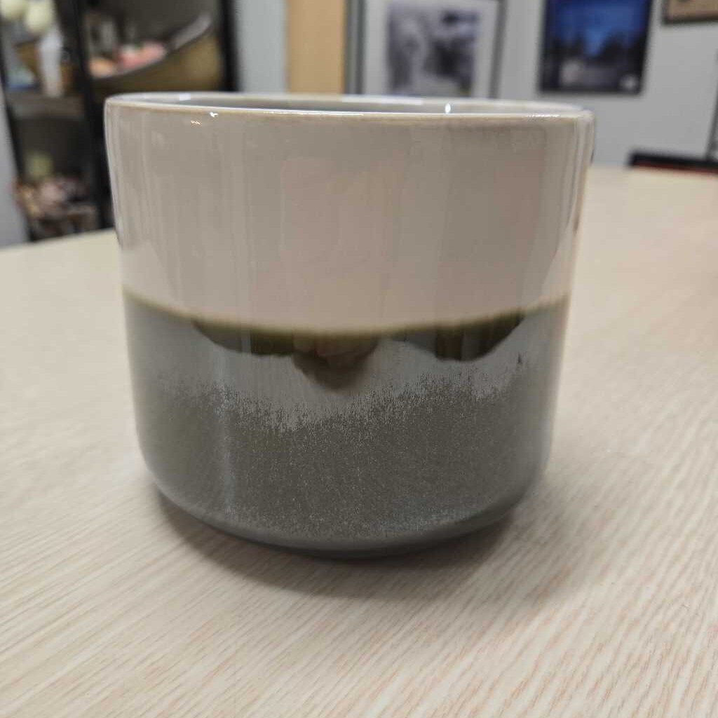Green PLANTER