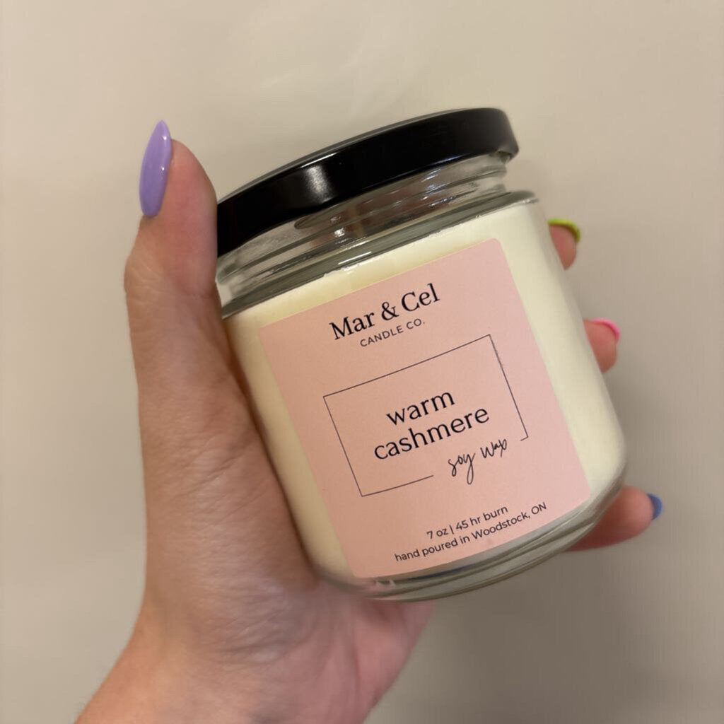 WARM CASHMERE CANDLE