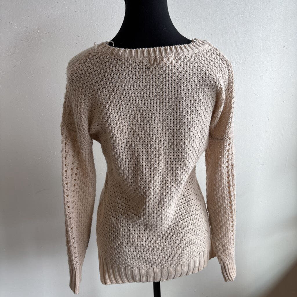 CABLE KNIT SWEATER