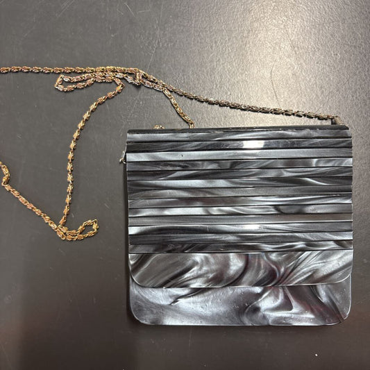 LUCITE CLUTCH