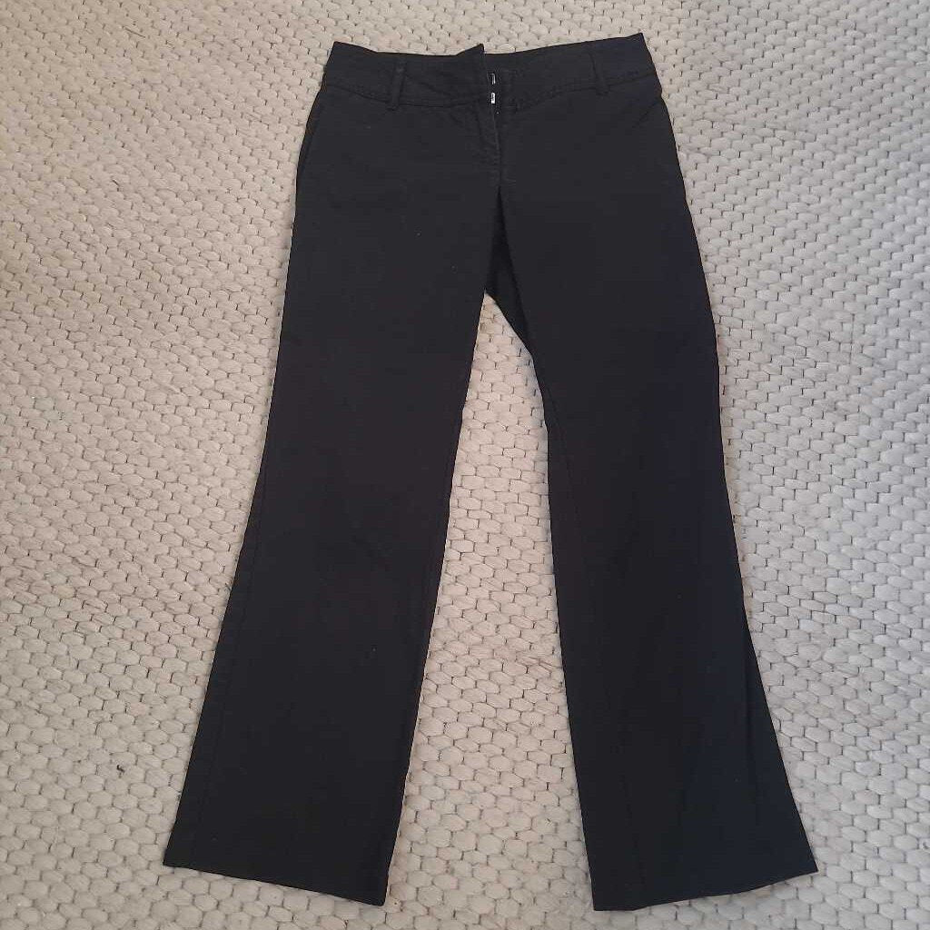 BLACK FLARED BOTTOM PANTS