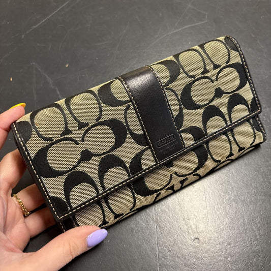 VTG COACH PATTERN WALLET