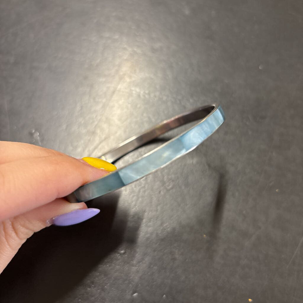 TEAL BANGLE