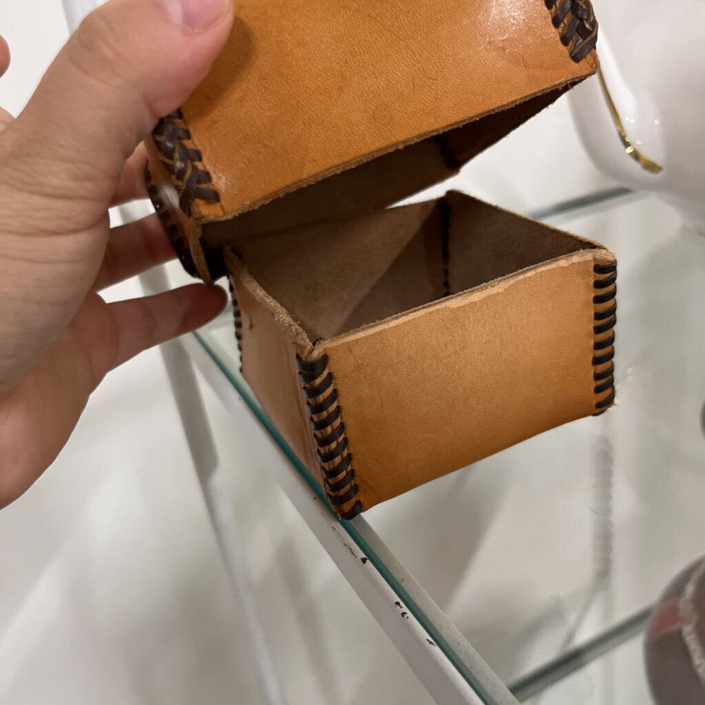 Leather box