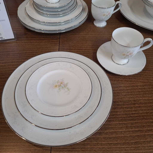 91 PC NORITAKE ANTICIPATION CHINA SET