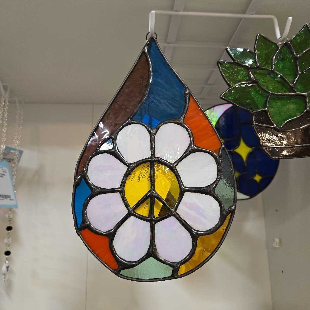 GROOVY PEACE TEARDROP