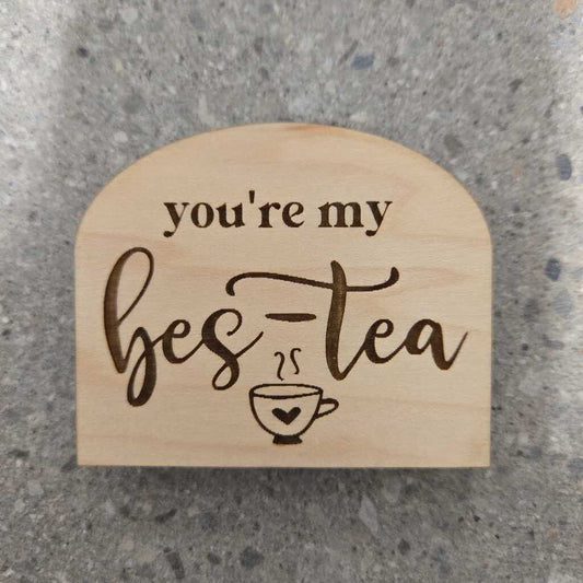 MAGNET - BESTIE (TEA)