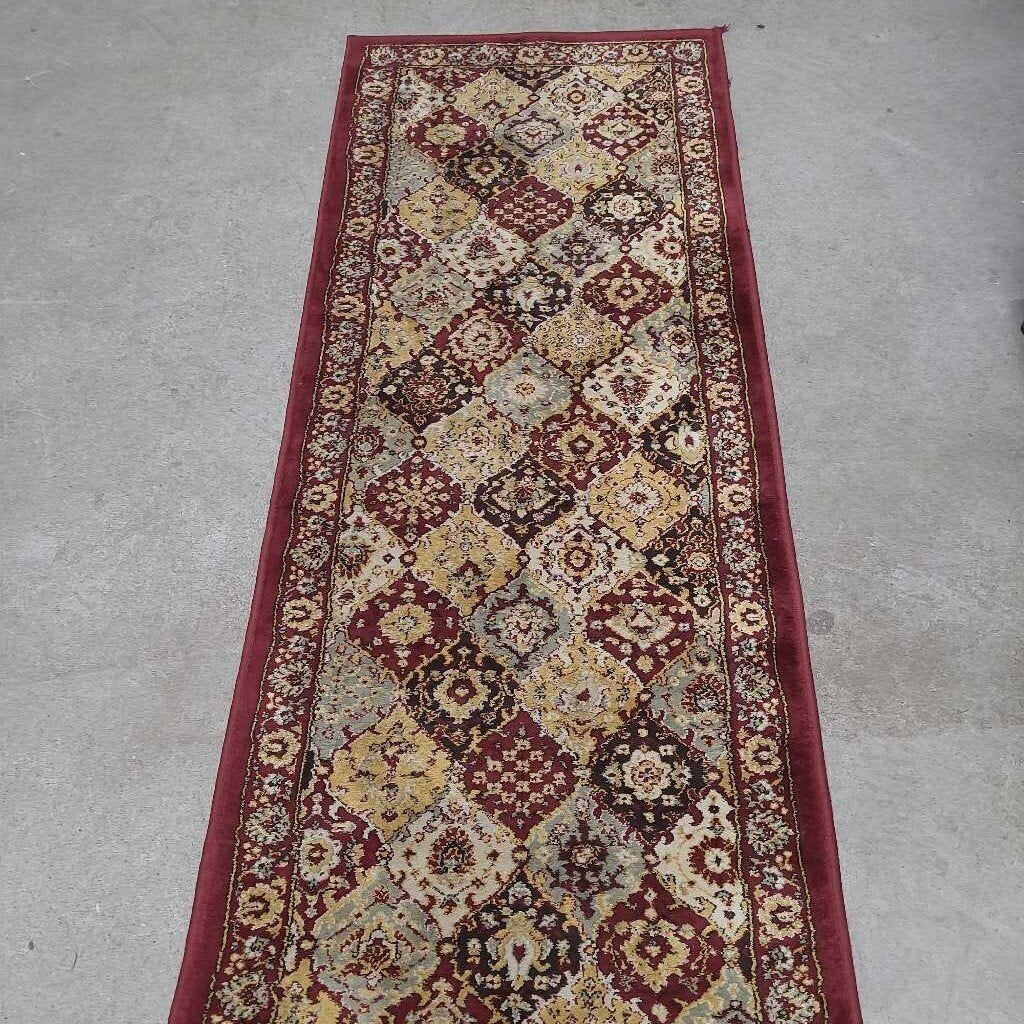 CARPET RUNNER