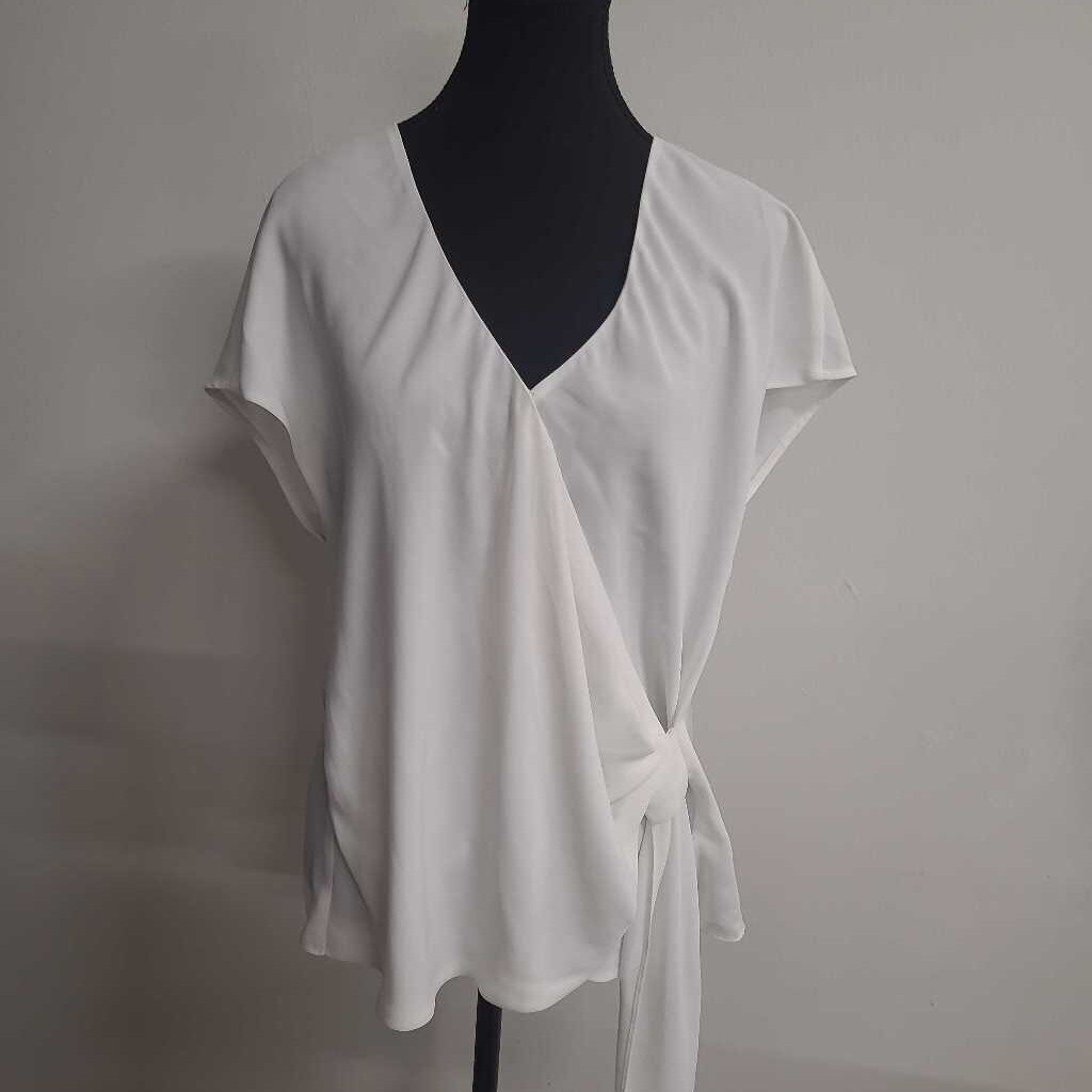 DRESS SHORT SLEEVE BLOUSE