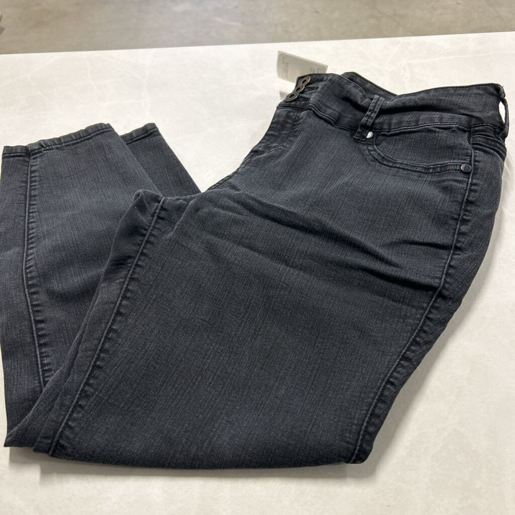 BLACK TORRID DENIM JEANS