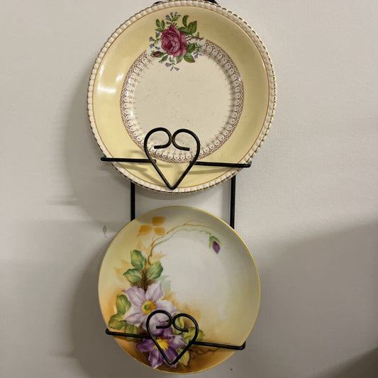 NIPPON HAND PAINTED PORCELAIN PLATE 6.5 INCHES SIGNED W. ROSE