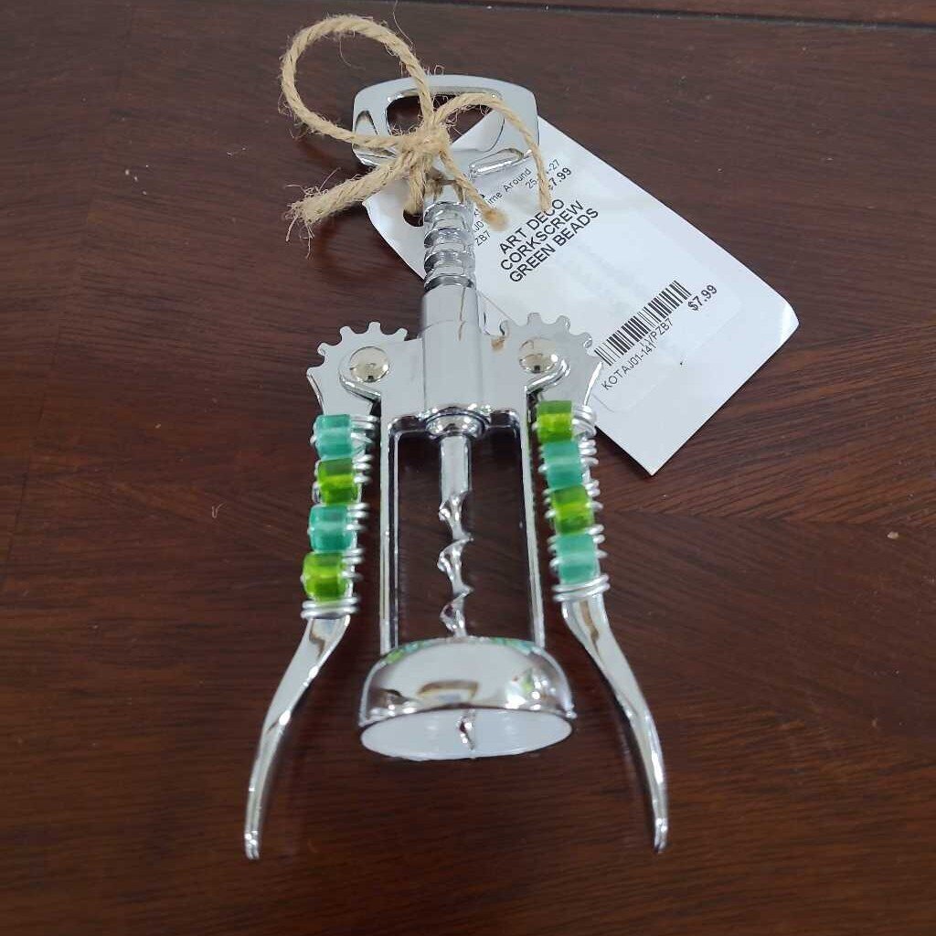 ART DECO CORKSCREW GREEN BEADS
