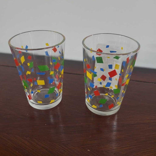 SET OF 2 VTG JUICE GLASSES CONFETTI PATTERN