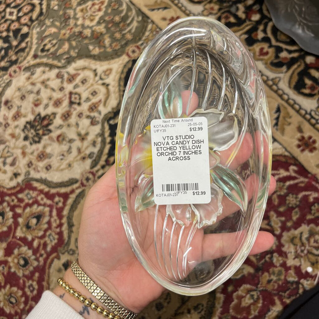 VTG STUDIO NOVA CANDY DISH ETCHED YELLOW ORCHID