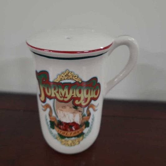 FORMAGGIO ITALIANO CHEESE SHAKER 5 INCHES TALL WITH HANDLE