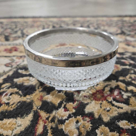 VTG CLEAR PRESSED GLASS DIAMOND PATTERN BOWL WITH SILVER PLATED RIM